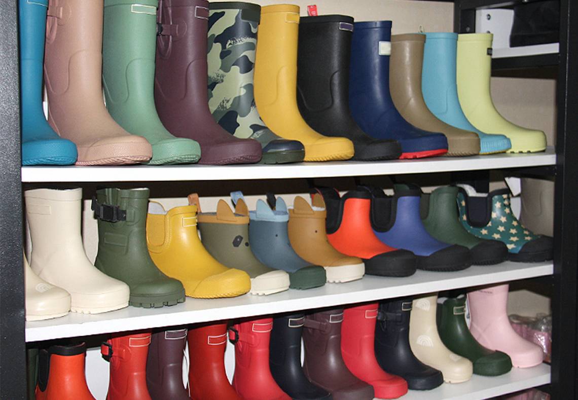 kids wellies